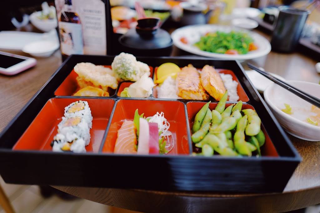 Fuji at WoC | restaurant | 1420 Hancock St, Quincy, MA 02169, USA | 6177701546 OR +1 617-770-1546