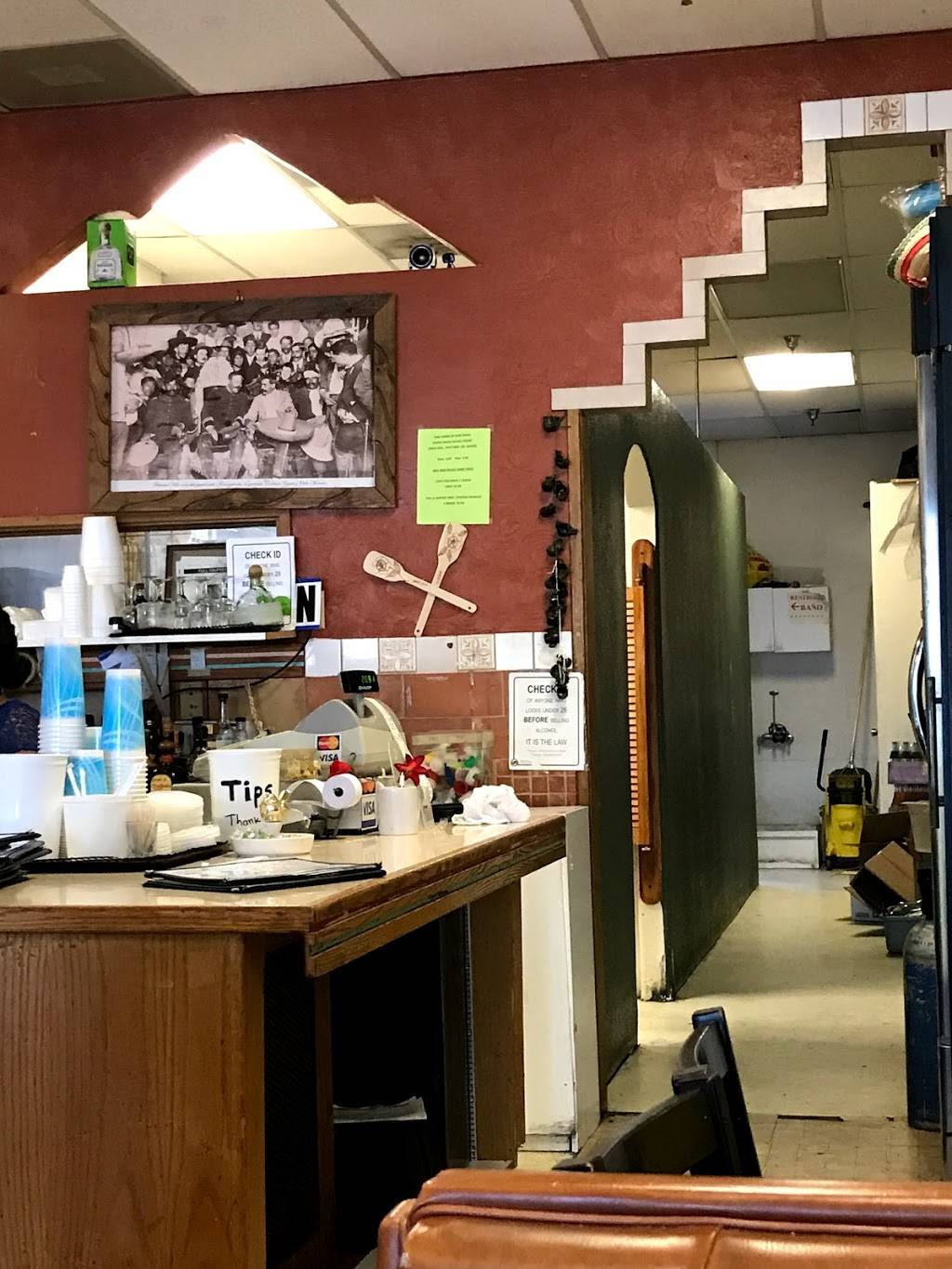 Nayas Taqueria | restaurant | 1835 Pioneer Pkwy E, Springfield, OR 97477, USA | 5417268599 OR +1 541-726-8599