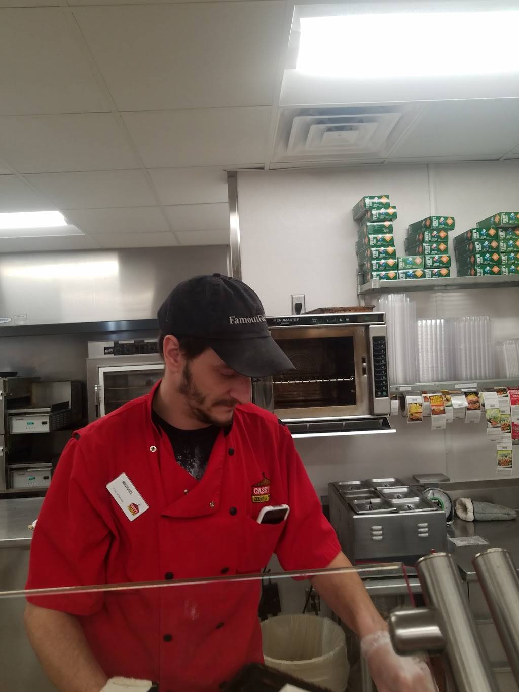 Caseys | restaurant | 206 Short St, Mechanicsville, IA 52306, USA | 5634327777 OR +1 563-432-7777