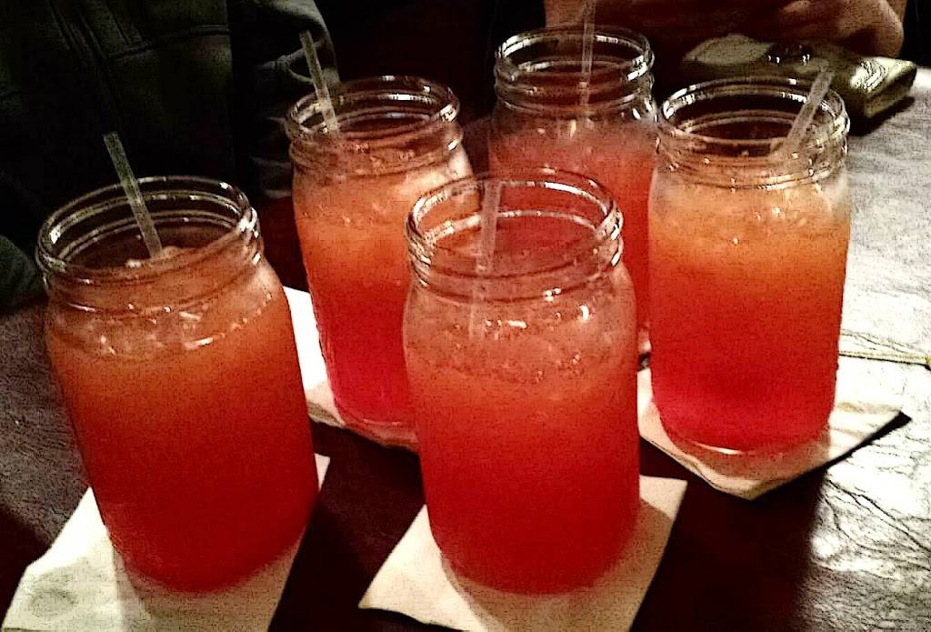 Dubuque Mining Co | restaurant | 555 John F Kennedy Rd # 600, Dubuque, IA 52002, USA | 5635571729 OR +1 563-557-1729