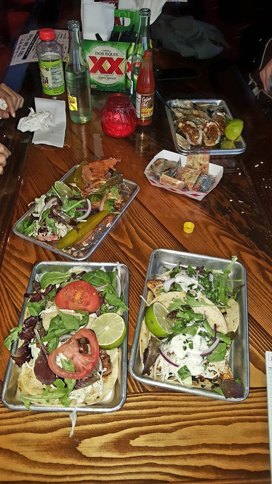 Turf N Surf Po Boy | restaurant | 3121 South Lamar Boulevard Inside, Bar, Lavaca St, Austin, TX 78704, USA | 5122762763 OR +1 512-276-2763