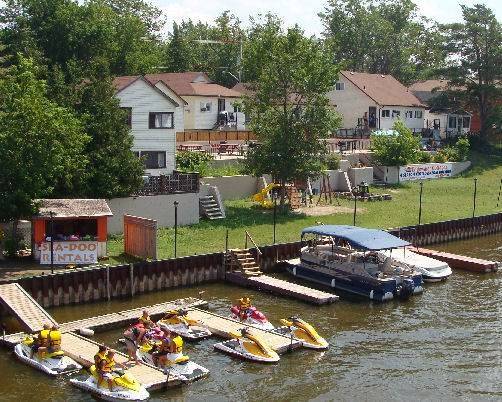 Edgewater Cottages | restaurant | 72 Main St, Wasaga Beach, ON L9Z 2K9, Canada | 7054293205 OR +1 705-429-3205