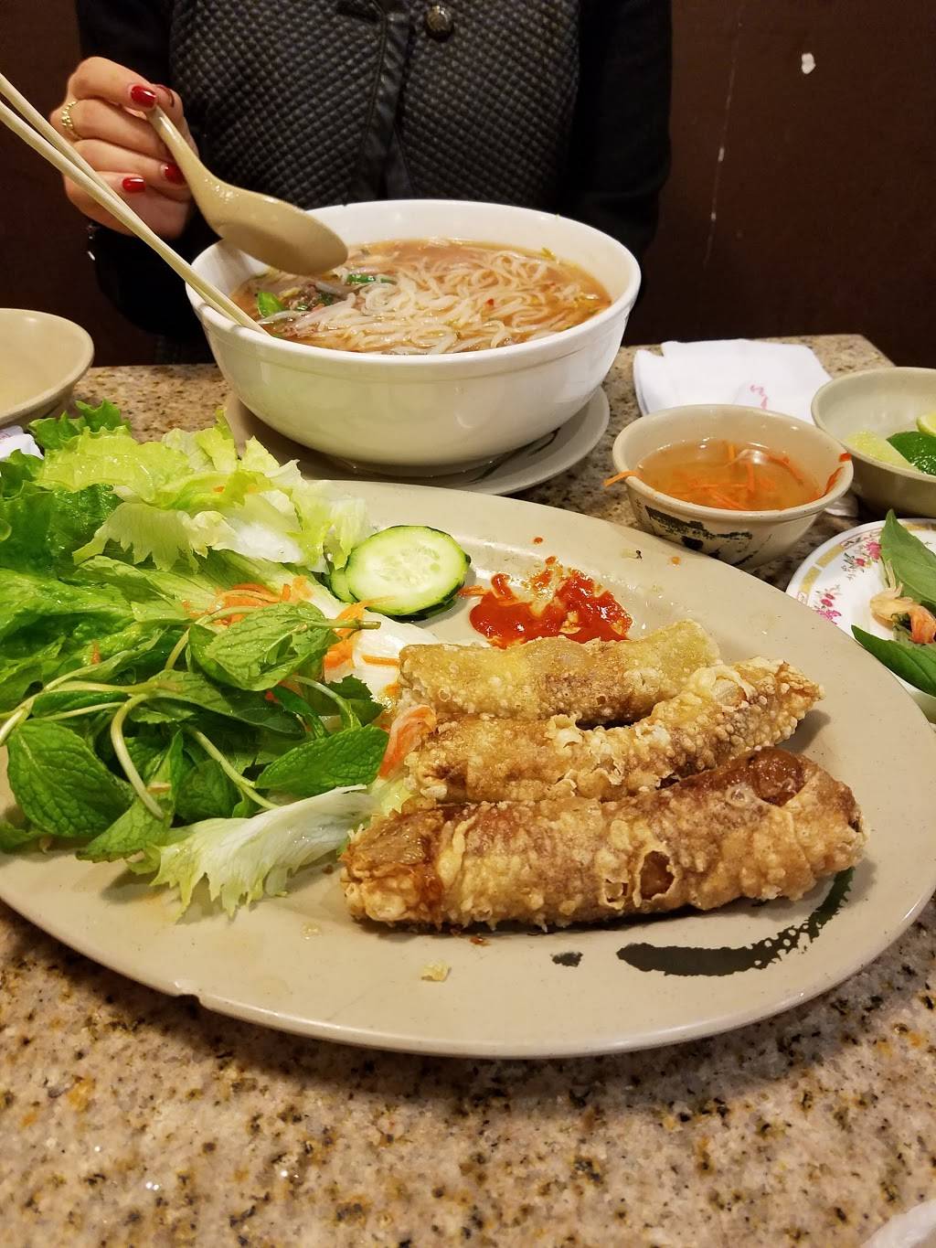 Gigos Cafe & Deli | restaurant | 853 N Broadway, Los Angeles, CA 90012, USA | 2132298889 OR +1 213-229-8889