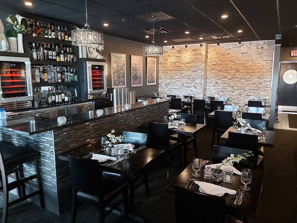 Pinelopis Greek Kitchen | restaurant | 4100 Strandherd Dr #109, Nepean, ON K2J 0V2, Canada | 6138431111 OR +1 613-843-1111