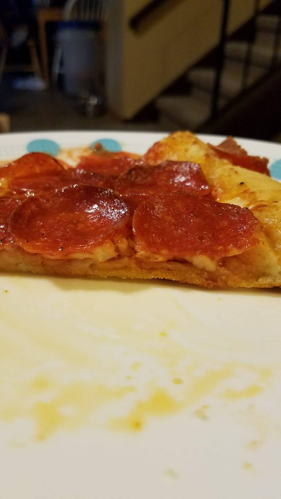 Little Caesars Pizza | meal takeaway | 2925 K St, Omaha, NE 68107, USA | 4028290444 OR +1 402-829-0444