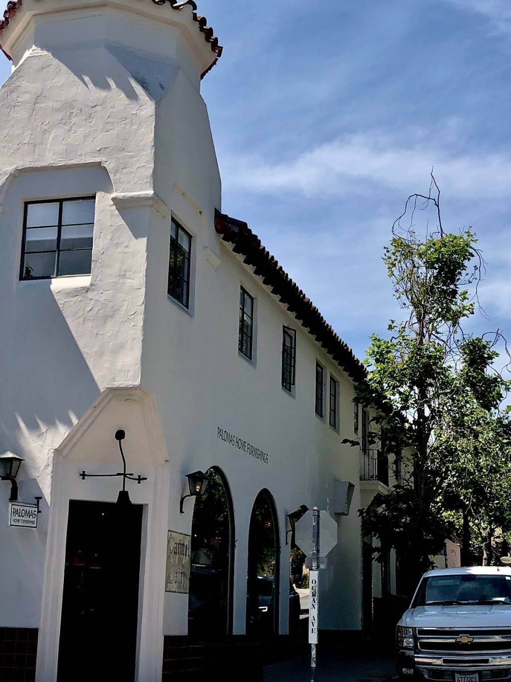 Carmel beach grill | restaurant | Mission street &, Ocean Ave, Carmel-By-The-Sea, CA 93921, USA | 8315748991 OR +1 831-574-8991