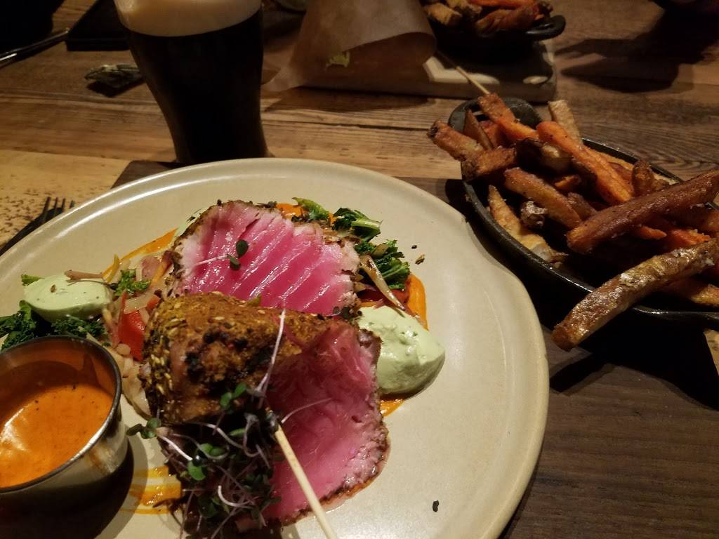 Jack Saloon Trois-Rivières | restaurant | 332 Rue des Forges, Trois-Rivières, QC G9A 2H1, Canada | 8198412354 OR +1 819-841-2354