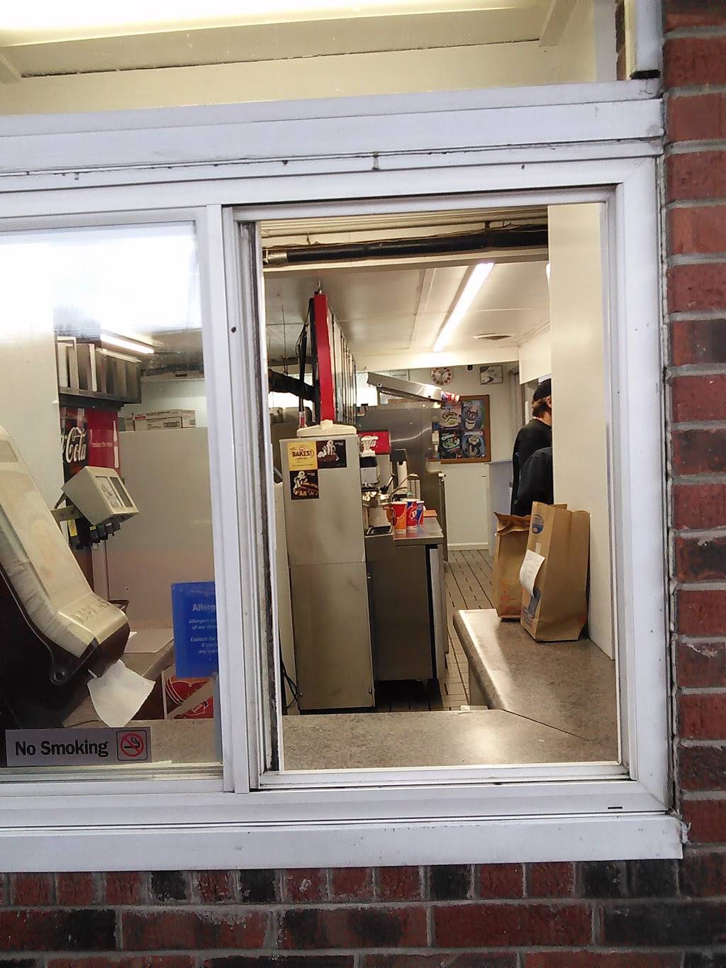 Dairy Queen | restaurant | 555 Elm St, Martin, TN 38237, USA | 7315873511 OR +1 731-587-3511