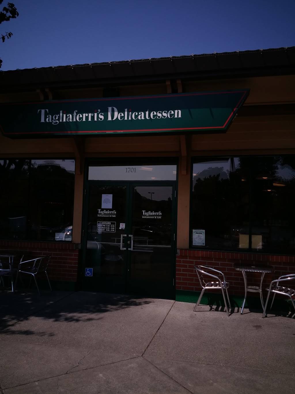 Tagliaferris Delicatessen | meal takeaway | 1701 Grant Ave, Novato, CA 94945, USA | 4158979677 OR +1 415-897-9677