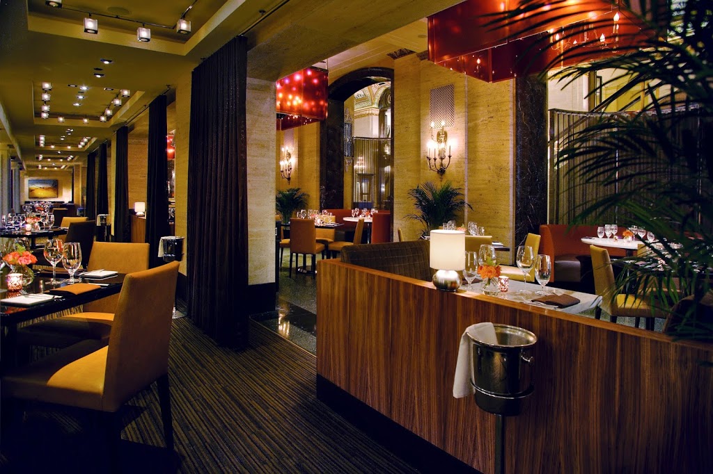 Lockwood Restaurant & Bar | restaurant | 17 E Monroe St, Chicago, IL 60603, USA | 3129173404 OR +1 312-917-3404