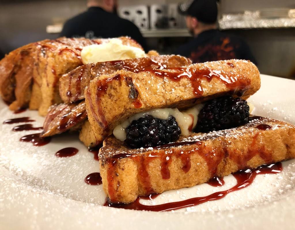 Elm Centre Cafe | restaurant | 39 Elm St #19, Southbridge, MA 01550, USA | 5087647288 OR +1 508-764-7288