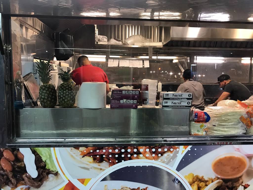 Taqueria Casa Del Pastor | restaurant | 530 Las Vegas Blvd N, Las Vegas, NV 89101, USA | 7026408539 OR +1 702-640-8539