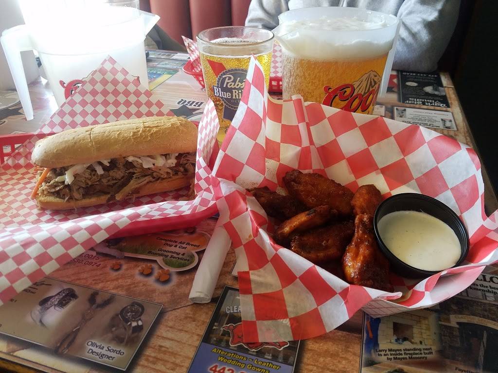 Lucky Lukes BBQ | restaurant | 1220 Garland Ave # 1, Fayetteville, AR 72703, USA | 4795217550 OR +1 479-521-7550