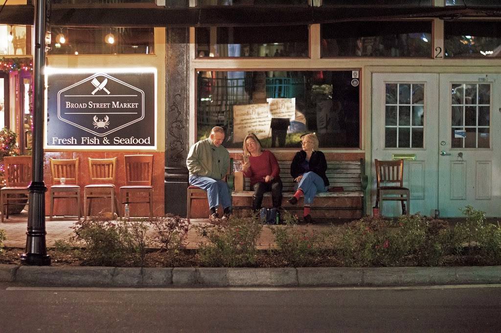 Chop Block Grill | restaurant | 691 S Broad St, Brooksville, FL 34601, USA | 3526786767 OR +1 352-678-6767