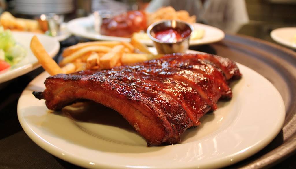 Johnnys Kitchen and Tap | restaurant | 1740 Milwaukee Ave, Glenview, IL 60025, USA | 8476999999 OR +1 847-699-9999