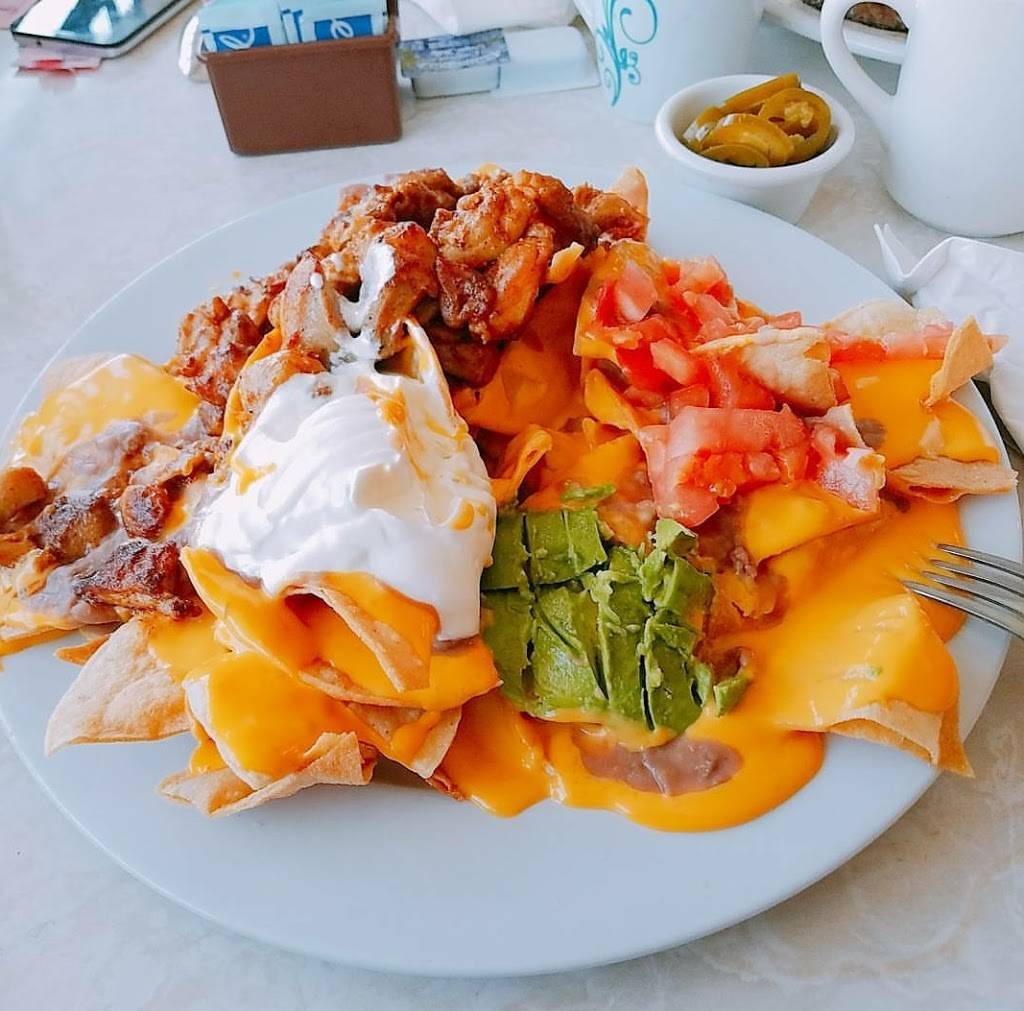 Dianes Restaurant | cafe | 656 S Mt Vernon Ave, San Bernardino, CA 92410, USA | 9098252610 OR +1 909-825-2610