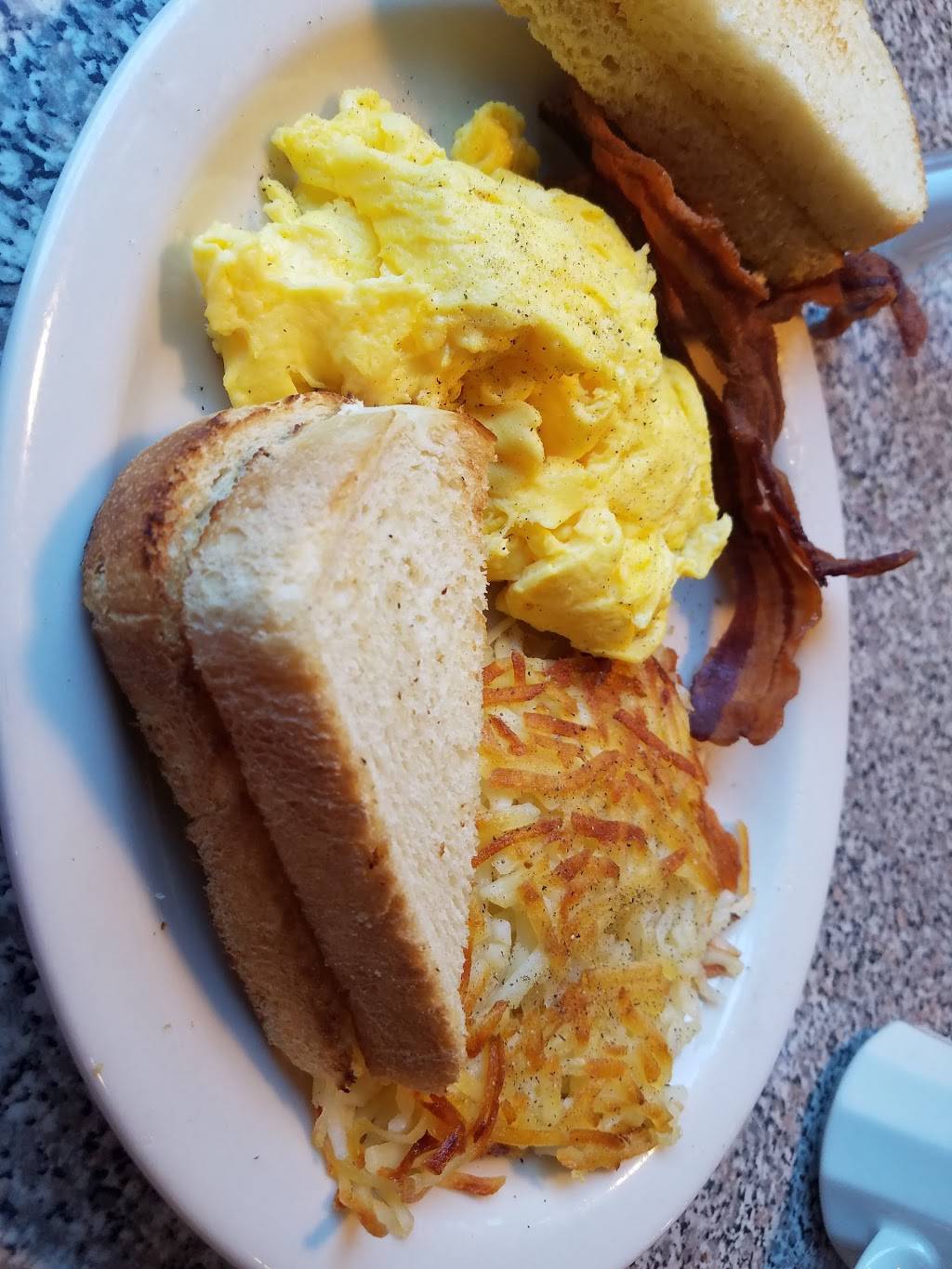 5 & Diner Delux | restaurant | 11340 W Bell Rd #125, Surprise, AZ 85378, USA | 6235834100 OR +1 623-583-4100