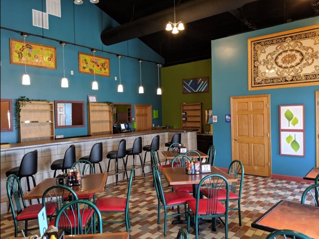 Jamaica On The Grill | restaurant | 1021 E State St, Rockford, IL 61104, USA | 8152001717 OR +1 815-200-1717