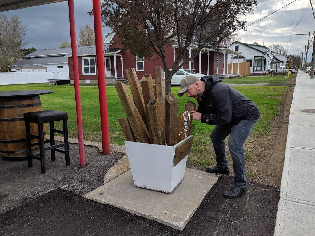 Miss Alfred | restaurant | 143 St-Philippe St, Alfred, ON K0B 1A0, Canada | 6136776079 OR +1 613-677-6079