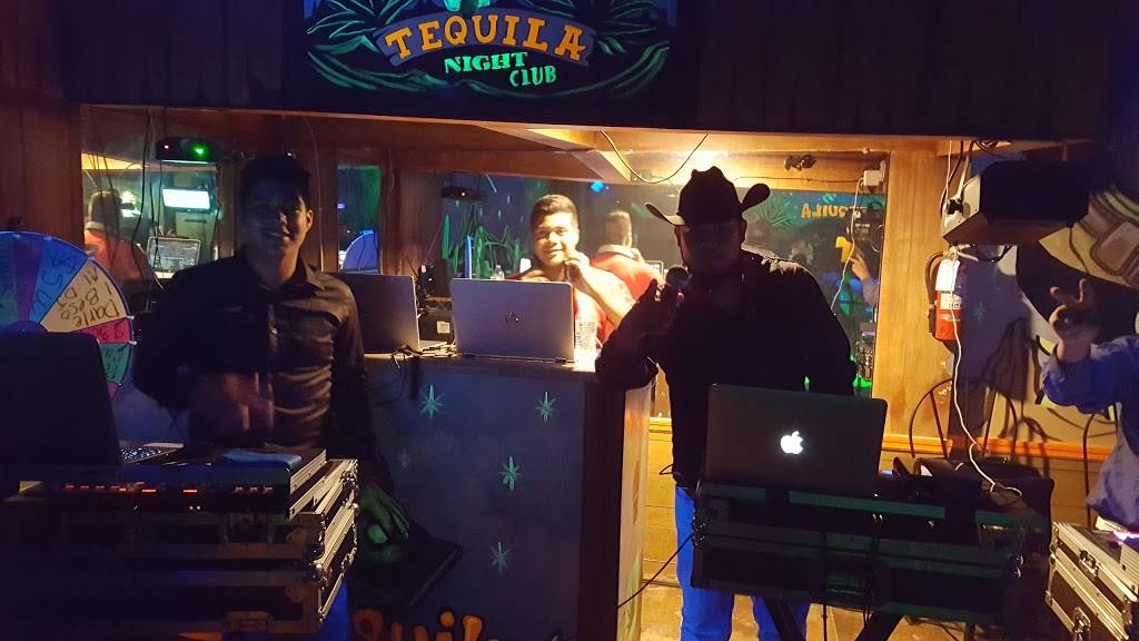 El Tequila Sunrise Mexican Restaurant And Bar | restaurant | 443 W Silver Star Rd, Ocoee, FL 34761, USA | 4073479522 OR +1 407-347-9522