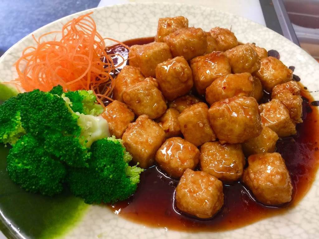 Chens Asian Grill | restaurant | 601 Colonial Trail E, Surry, VA 23883, USA | 7572943333 OR +1 757-294-3333