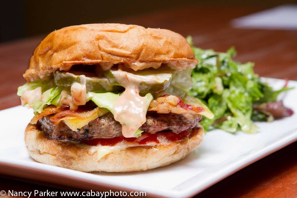 Burger Bach | restaurant | 3426 W Cary St, Richmond, VA 23221, USA | 8043591305 OR +1 804-359-1305