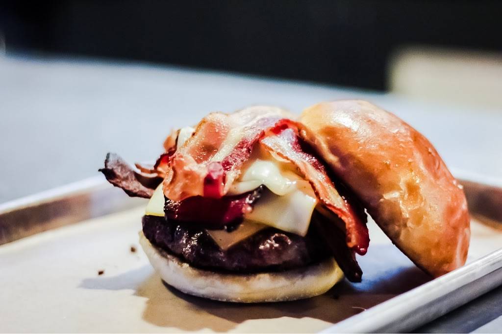 SoHo Social | restaurant | 1830 29th Ave S Ste 160, Homewood, AL 35209, USA | 2054238080 OR +1 205-423-8080