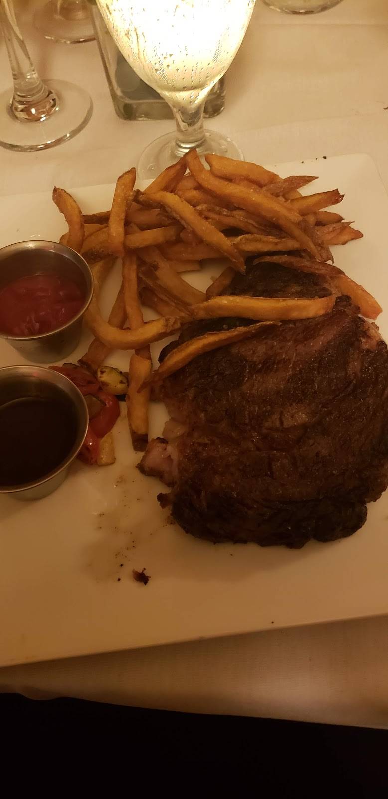 Black Creek Bistro | restaurant | 110 W Pinewood Ave, Hartsville, SC 29550, USA | 8433323898 OR +1 843-332-3898