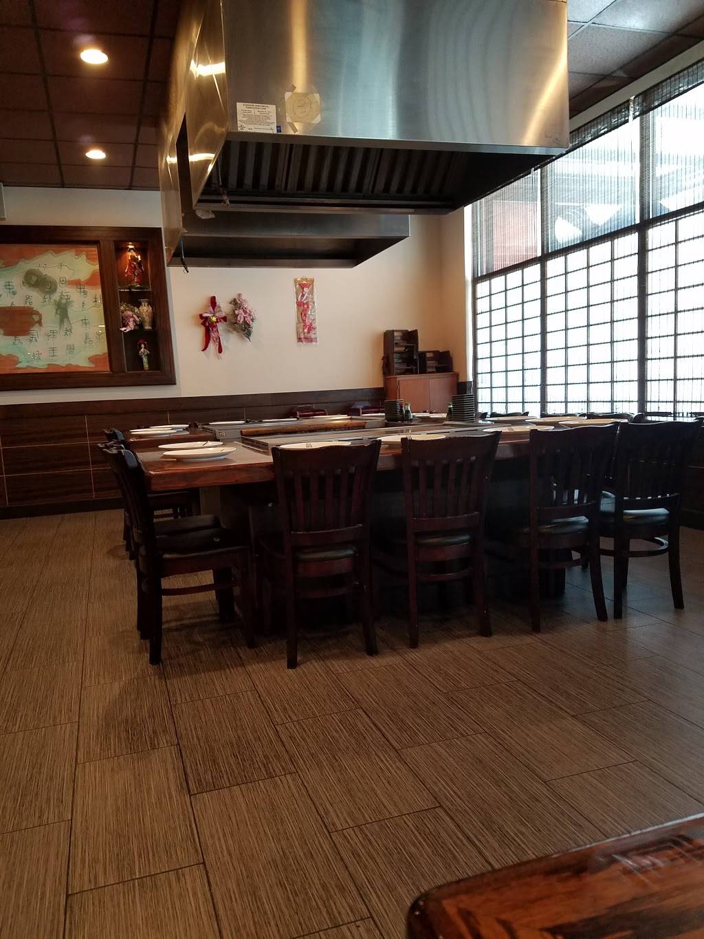 Uma Japanese Hibachi Steak House | restaurant | 400 Terry Rich Blvd, St Clair, PA 17970, USA | 5704290686 OR +1 570-429-0686