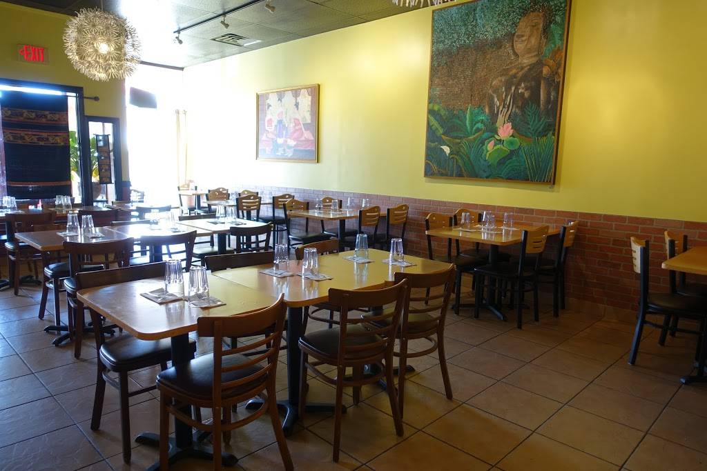 Padaek | restaurant | 6395 Seven Corners Center, Falls Church, VA 22044, USA | 7035339480 OR +1 703-533-9480