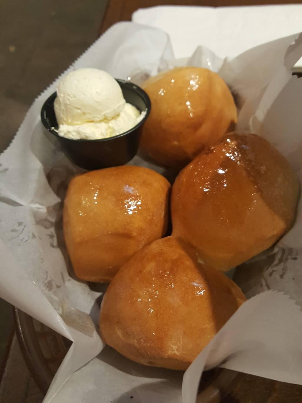 Logans Roadhouse | restaurant | 1999 Village Dr, Leeds, AL 35094, USA | 2056405237 OR +1 205-640-5237