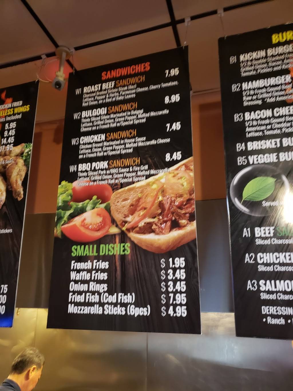 Kickin Burgers and Wings | restaurant | 9196 W Golf Rd, Niles, IL 60714, USA | 8476991899 OR +1 847-699-1899