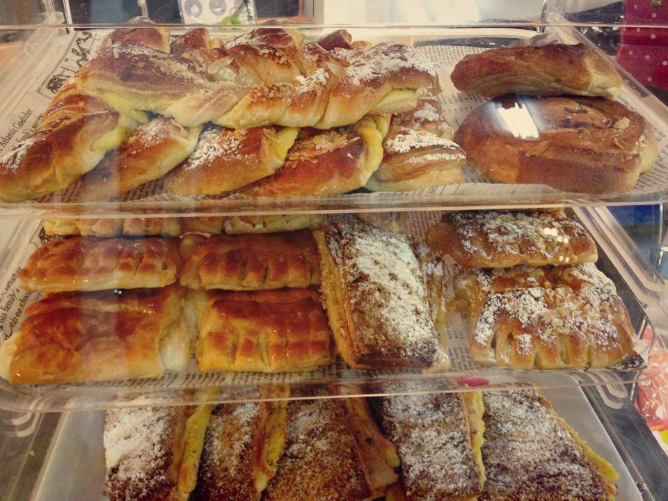 Casanova | bakery | 103 Rue Turgeon, Sainte-Thérèse, QC J7E 3H8, Canada | 4504202314 OR +1 450-420-2314
