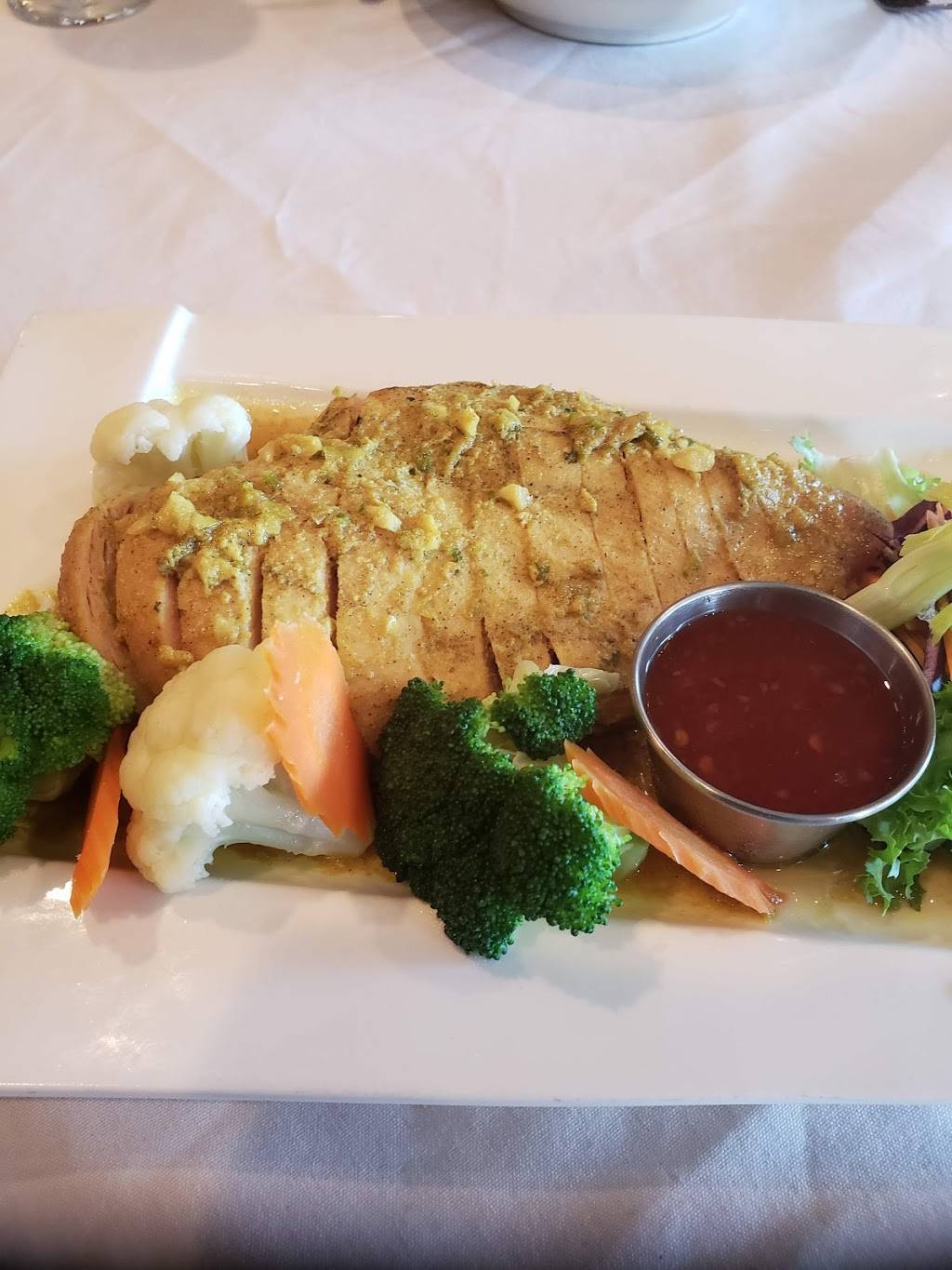 Red Lotus | restaurant | 227 Main St, New Rochelle, NY 10801, USA | 9145760444 OR +1 914-576-0444