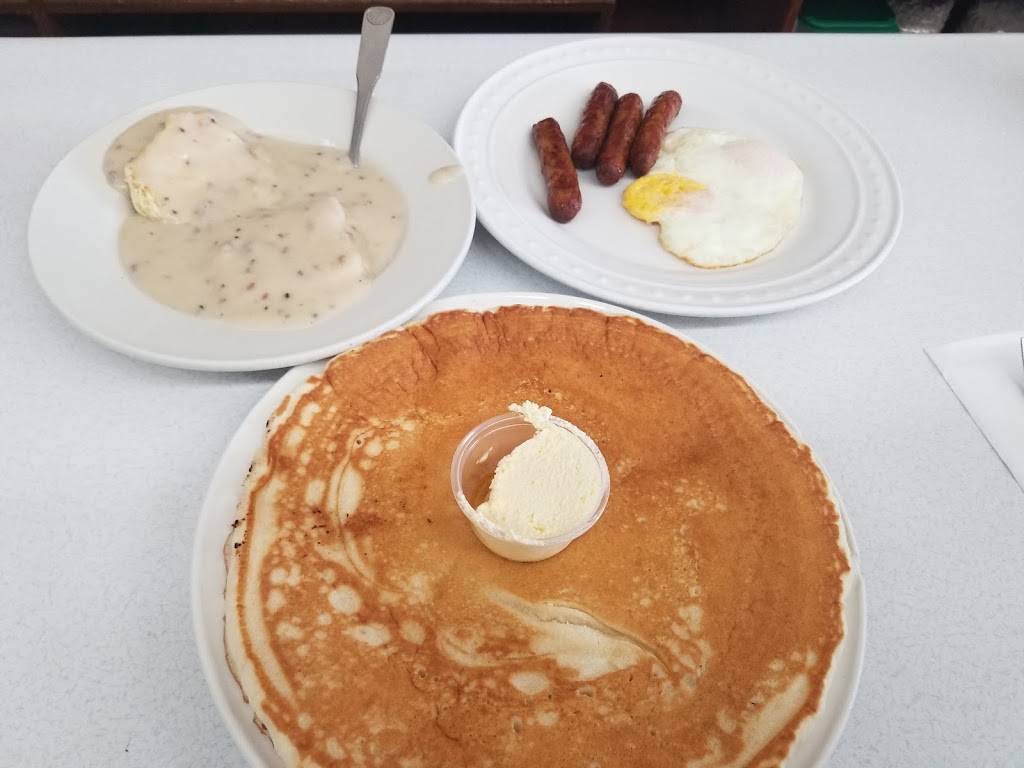 Star Restaurant | restaurant | 122 W 6th St, Hanford, CA 93230, USA | 5595847276 OR +1 559-584-7276