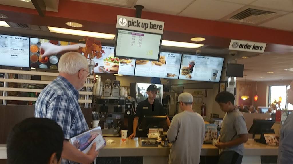 McDonalds | cafe | 1365 Blossom Hill Rd, San Jose, CA 95118, USA | 4082643223 OR +1 408-264-3223