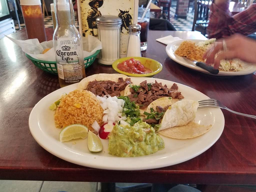 Panchos Tacos | restaurant | 145 White St, Danbury, CT 06810, USA | 2037900900 OR +1 203-790-0900