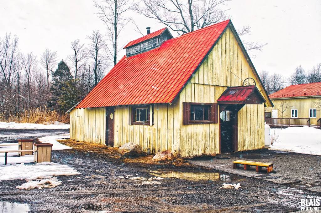 Erabliere Au Pain De Sucre | restaurant | 1145 Ch du Petit Bernier, Saint-Jean-sur-Richelieu, QC J3B 6Y8, Canada | 4503463442 OR +1 450-346-3442