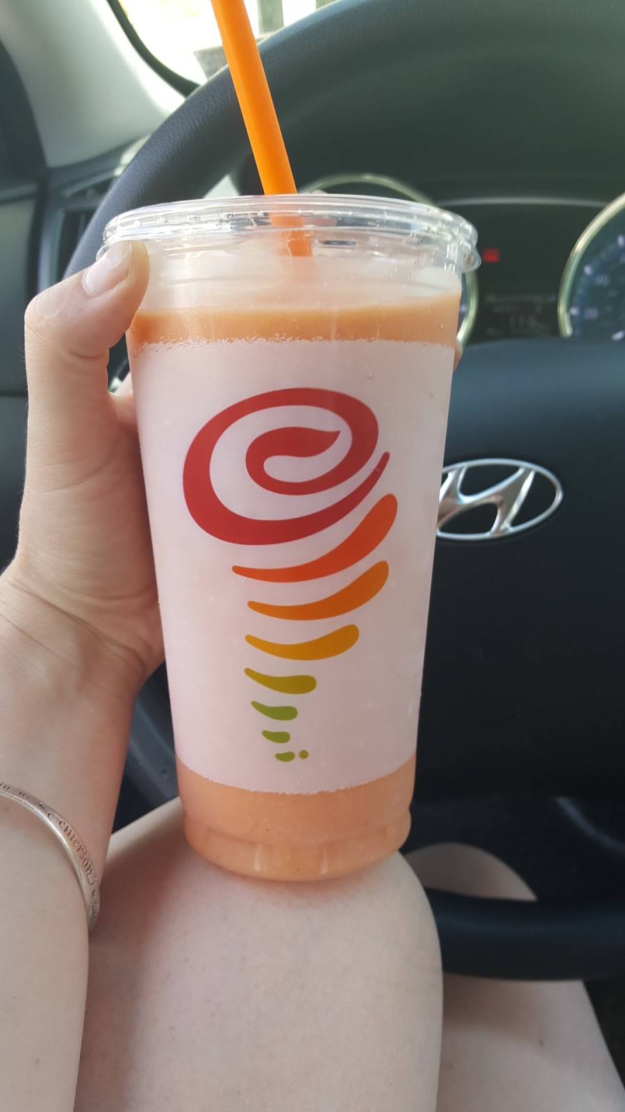 Jamba Juice Pacheco Pass Center | restaurant | 890 Renz Ln #107, Gilroy, CA 95020, USA | 4088422440 OR +1 408-842-2440
