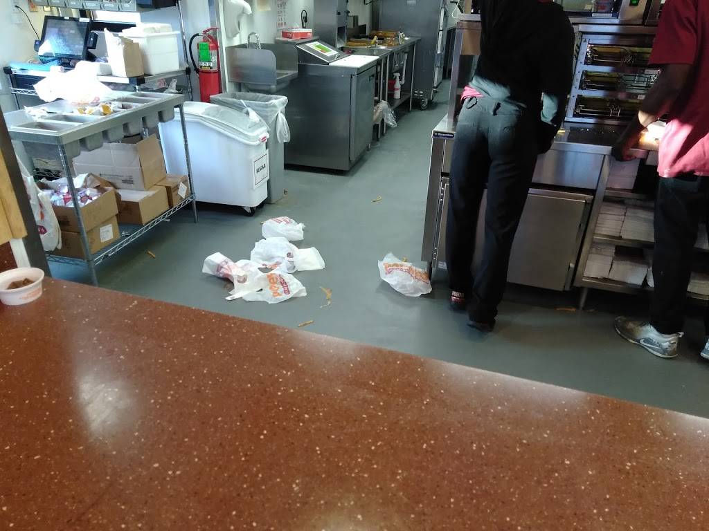 Popeyes Louisiana Kitchen | restaurant | 2245 W Glen Ave, Peoria, IL 61614, USA | 3098392905 OR +1 309-839-2905