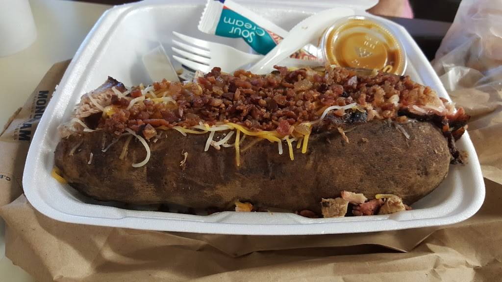 Smokey Pig BBQ | restaurant | 1617 11th Ave, Columbus, GA 31901, USA | 7063279253 OR +1 706-327-9253