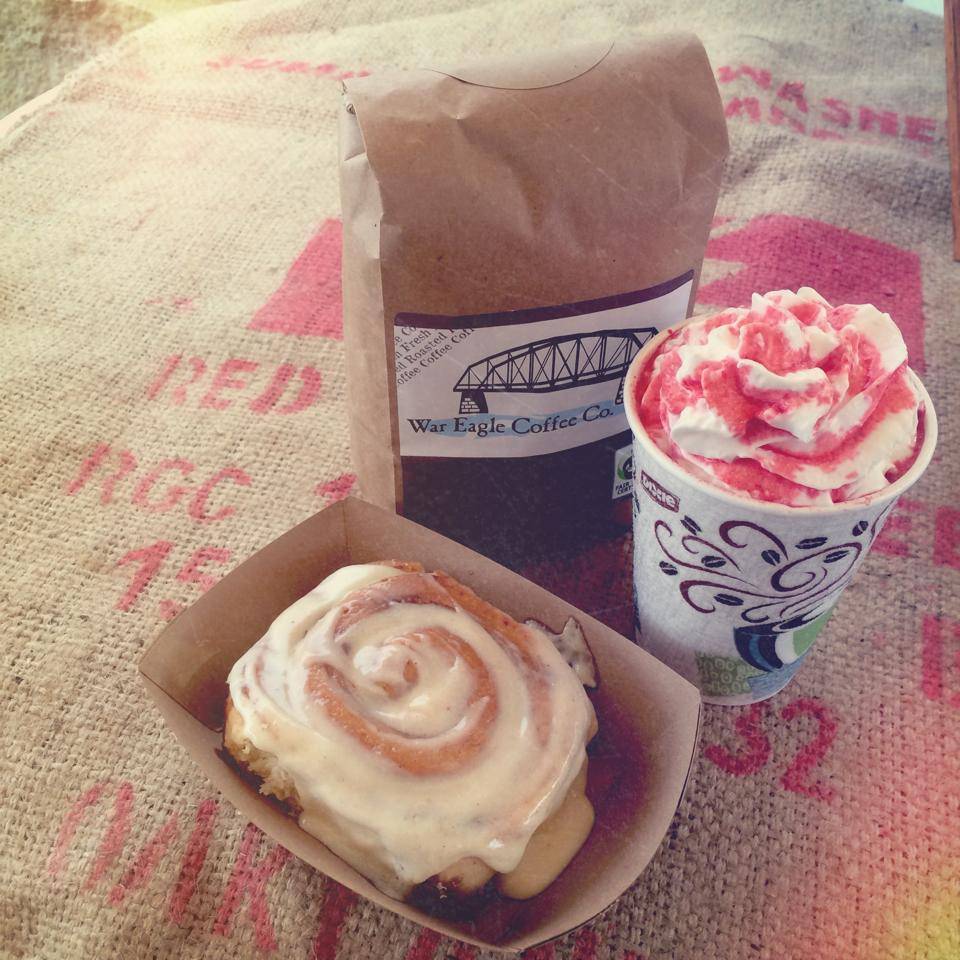 War Eagle Creekside Treats | meal takeaway | 11036 High Sky Inn Rd, Hindsville, AR 72738, USA | 4793570111 OR +1 479-357-0111