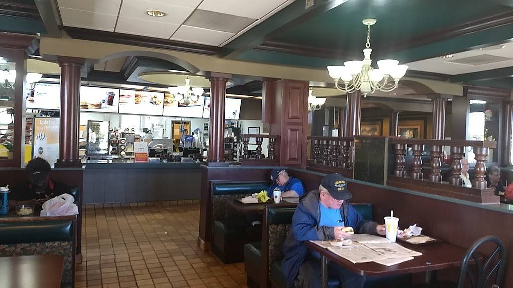 McDonalds | cafe | 2340 E Moreland Blvd, Waukesha, WI 53186, USA | 2627867380 OR +1 262-786-7380
