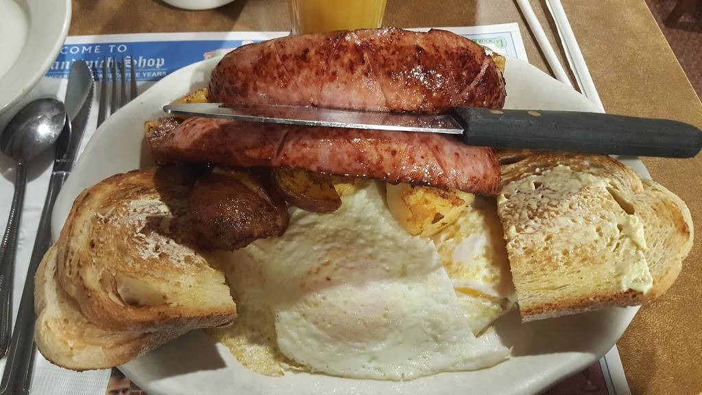 Reds Sandwich Shop | restaurant | 15 Central St, Salem, MA 01970, USA | 9787453527 OR +1 978-745-3527