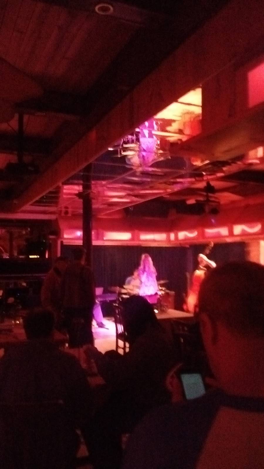 Hunters Restaurant & Lounge | restaurant | 7232 W Diversey Ave, Elmwood Park, IL 60707, USA | 7084534430 OR +1 708-453-4430