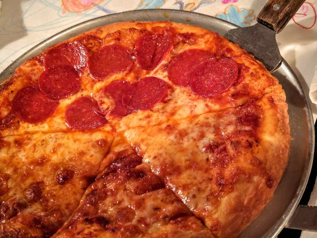 Covinos Pasta & Pizza | restaurant | 3265 Independence Pkwy, Plano, TX 75075, USA | 9725190345 OR +1 972-519-0345