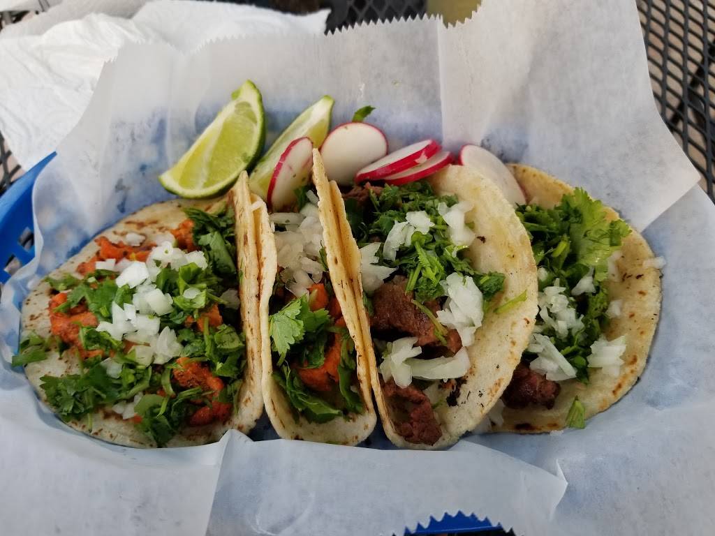 Baja Taco | restaurant | 209 Summit St, Crescent City, FL 32112, USA | 3866984155 OR +1 386-698-4155