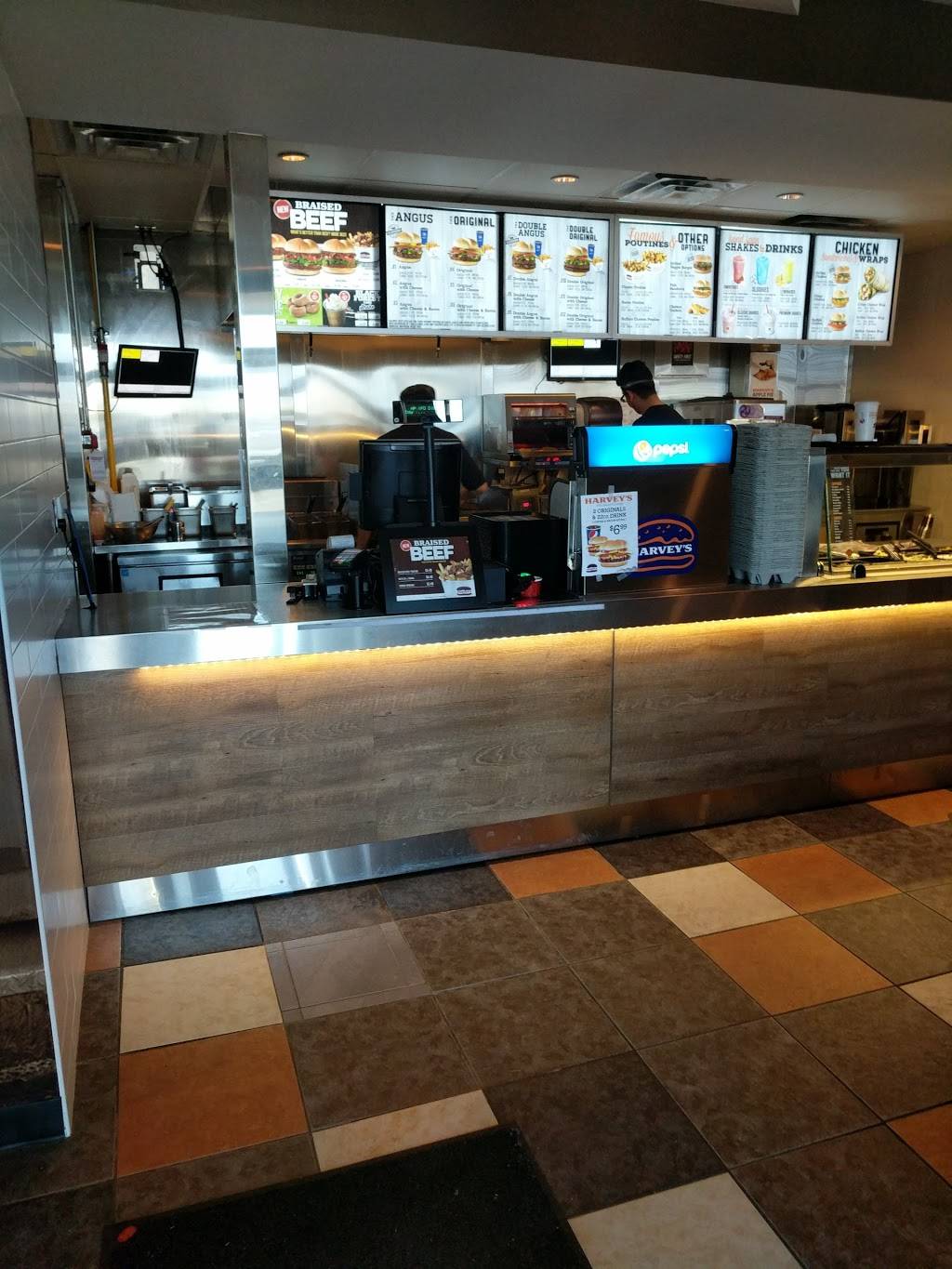 Swiss Chalet Rotisserie & Grill | restaurant | 500 Manning Rd RR #1, Windsor, ON N8N 5H3, Canada | 5197393101 OR +1 519-739-3101