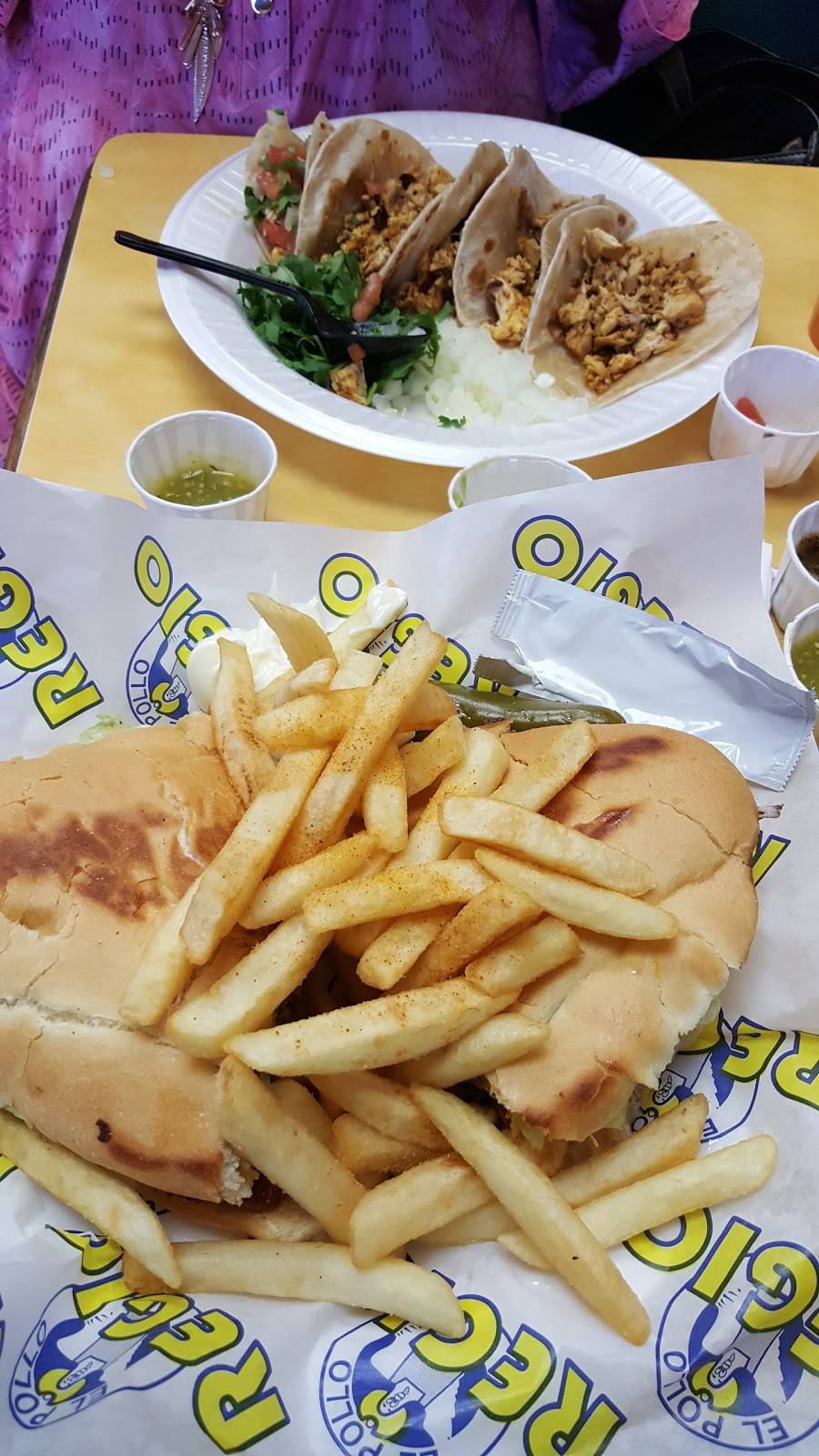 Pollo Regio | restaurant | 2575 Walnut Hill Ln, Dallas, TX 75229, USA | 2149027400 OR +1 214-902-7400