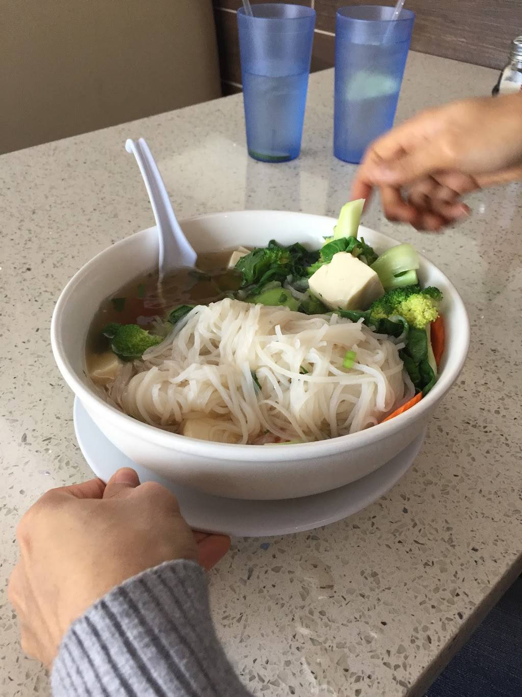 Ocean Pho | restaurant | 27471 San Bernardino Ave #200, Redlands, CA 92374, USA | 9093070998 OR +1 909-307-0998